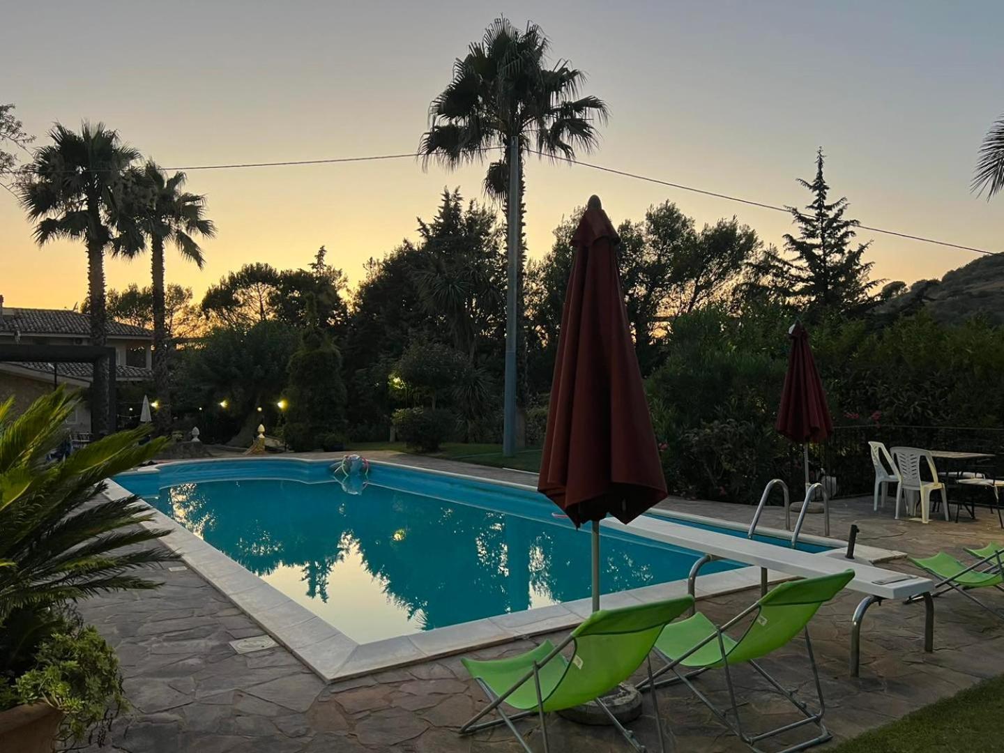 Case Vacanza Villa Bentivoglio 皮亚扎-阿尔梅里纳 外观 照片